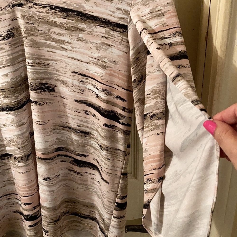 Calvin Klein Flutter Blouse Size Medium - image 3